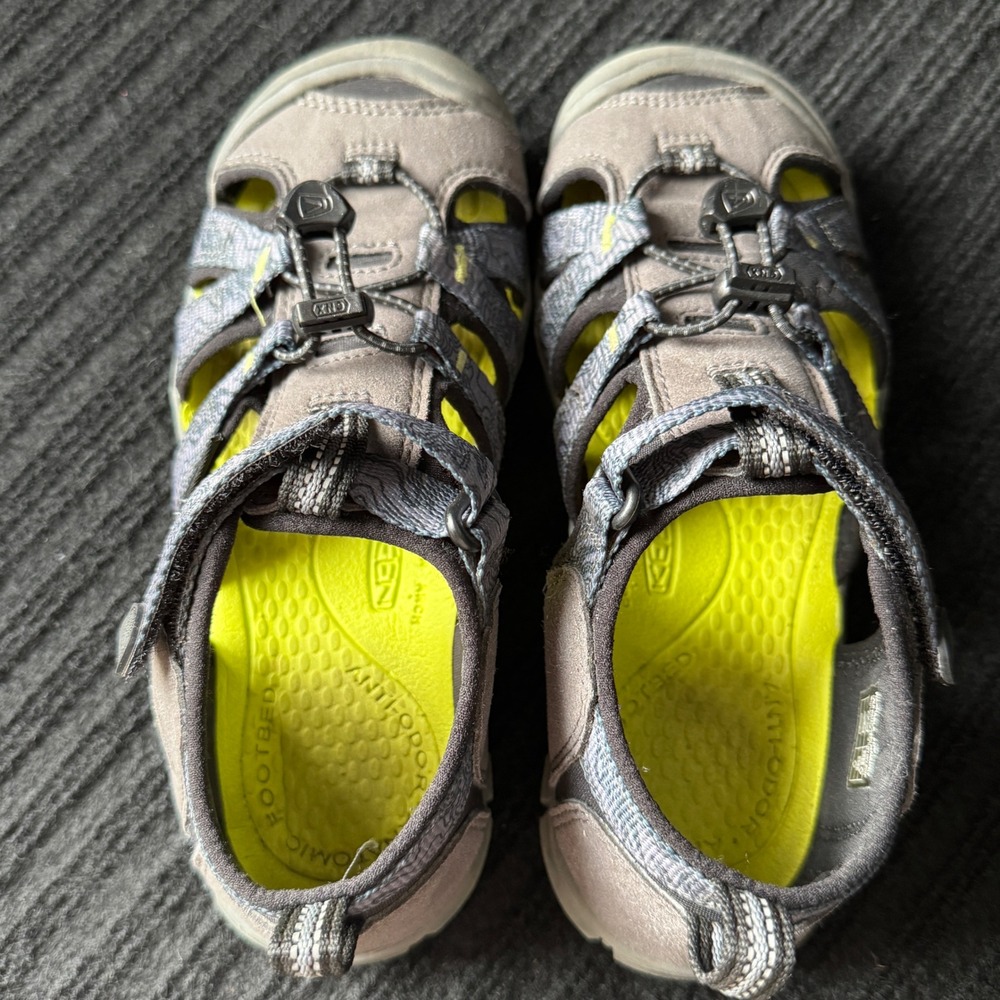 KEEN Seacamp II CNX Sandals Kids Size 2 Gray Yellow Waterproof 1026321 - Picture 7 of 7
